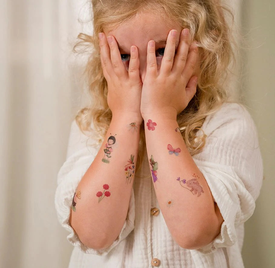 tattoos, rosa & friends - LITTLE DUTCH