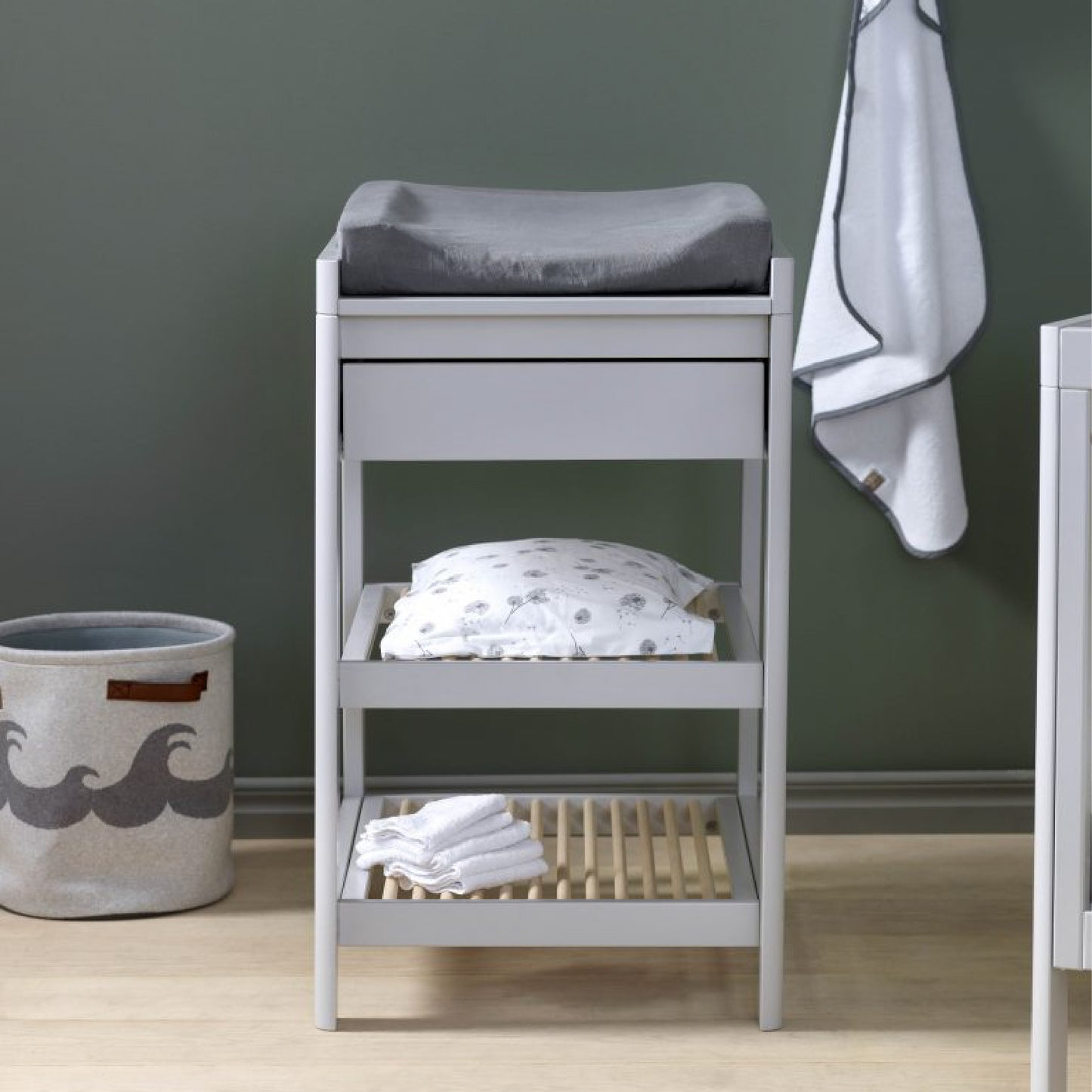 luiertafel lukas, soft grey/natural - TROLL