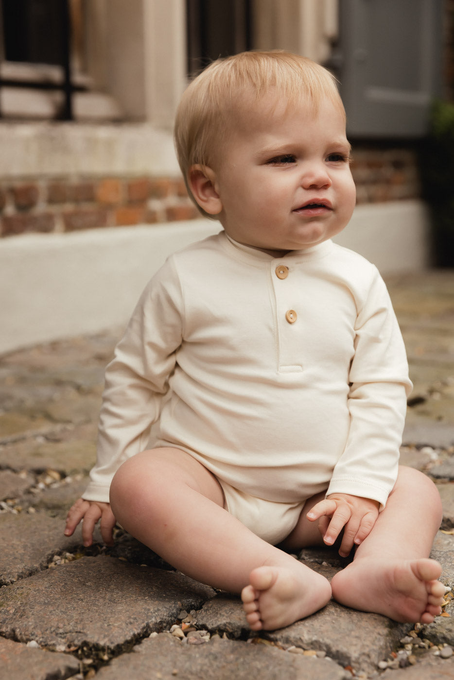 onesie lange mouw en knoopjes, crema - UAUA
