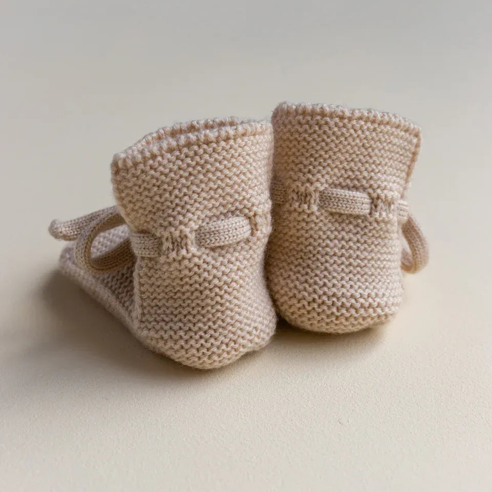 booties 0-9 mnd., oat - HVID