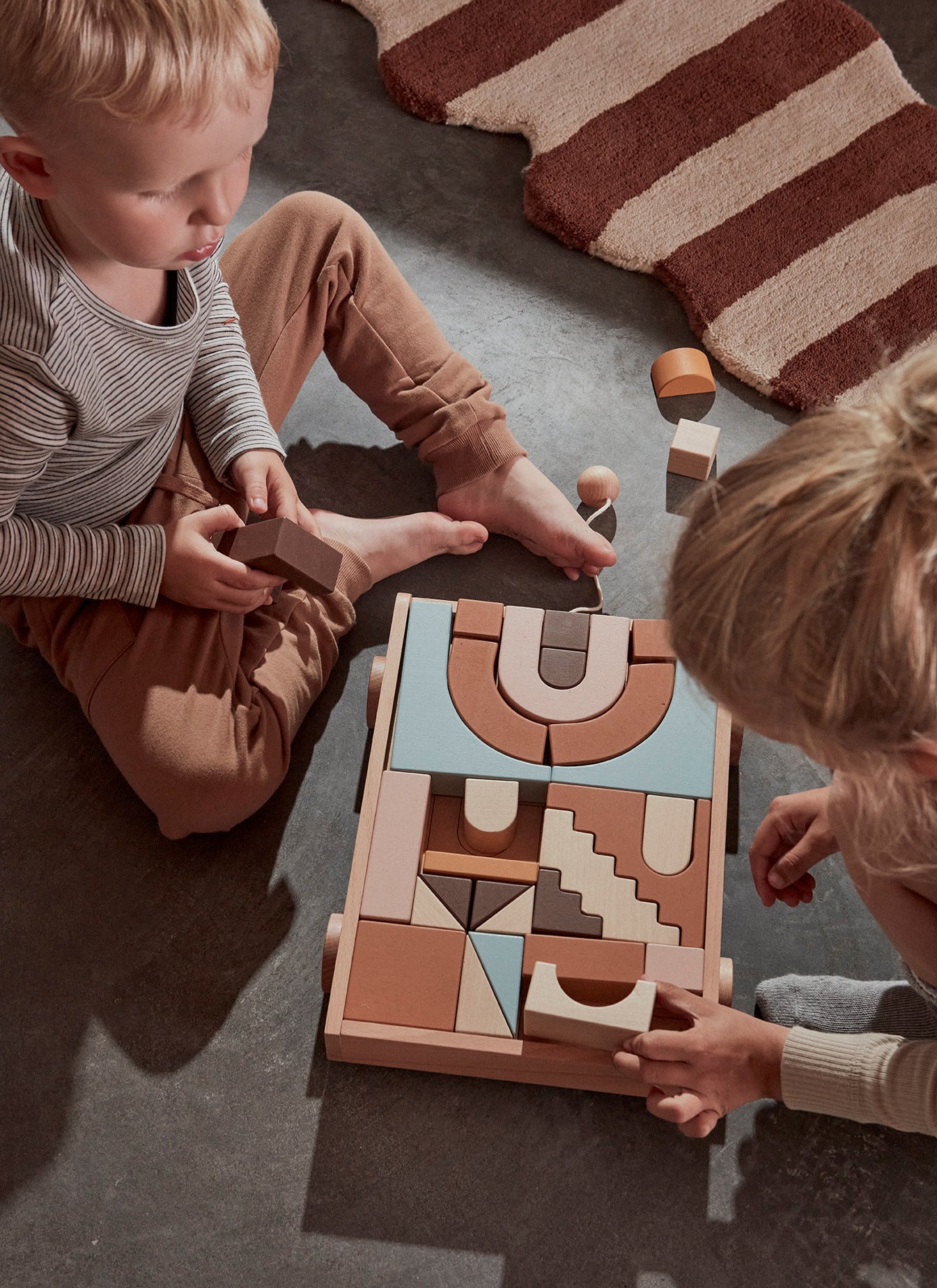 puzzelwagen met blokken, rainbow - OYOY