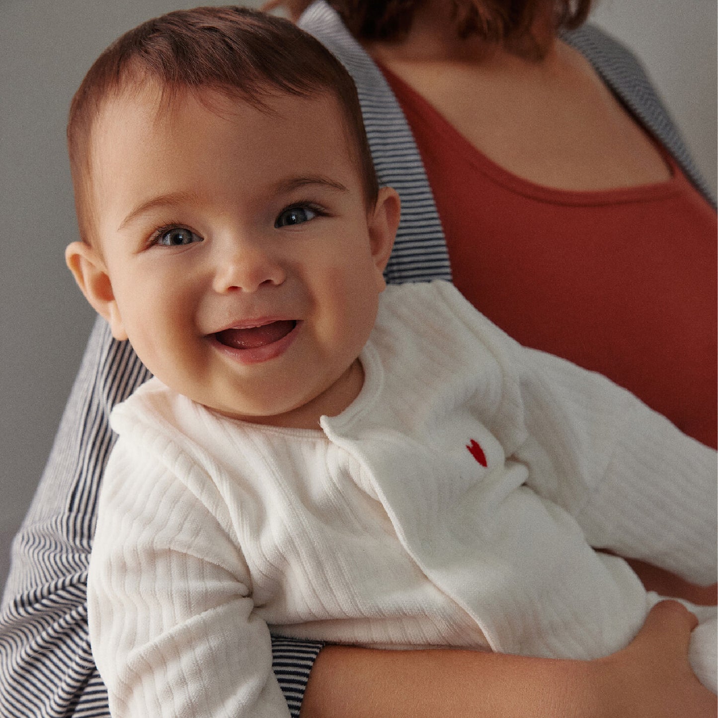 bodyjama velours, geborduurd hartje - PETIT BATEAU