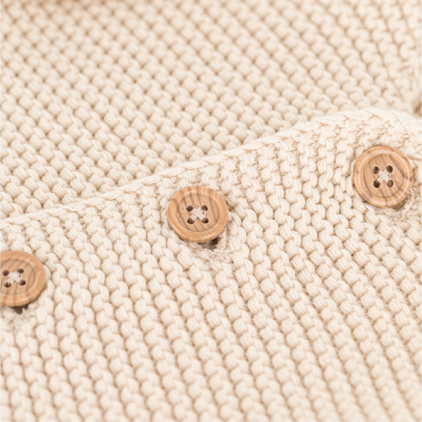 truitje met knopen, beige - PETIT BATEAU