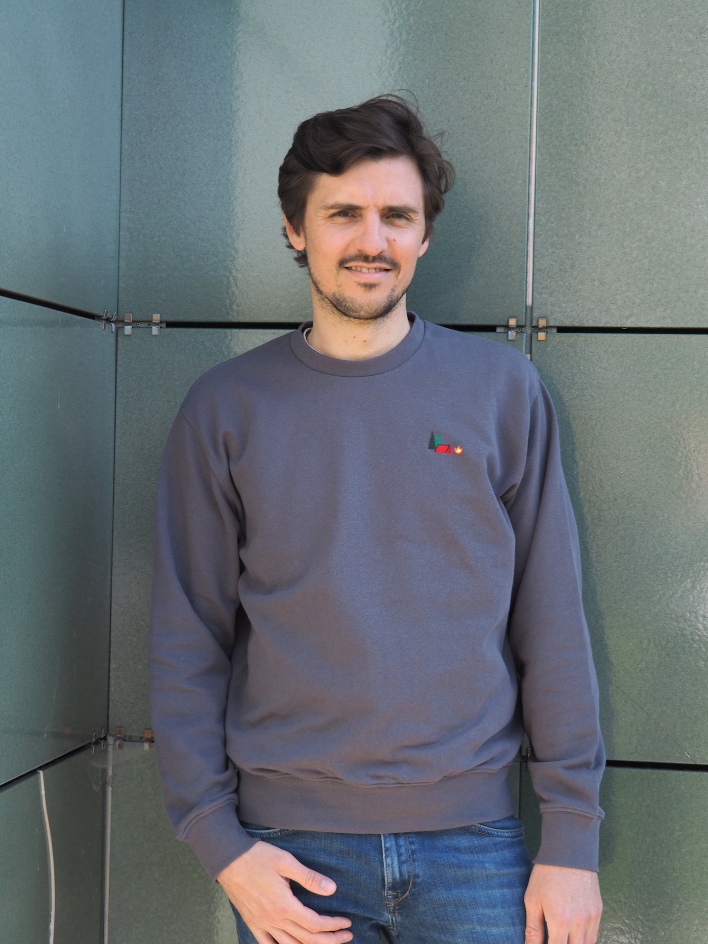 sweater men, 'camping bliss' tent, graphite - RIDGES & STEAM