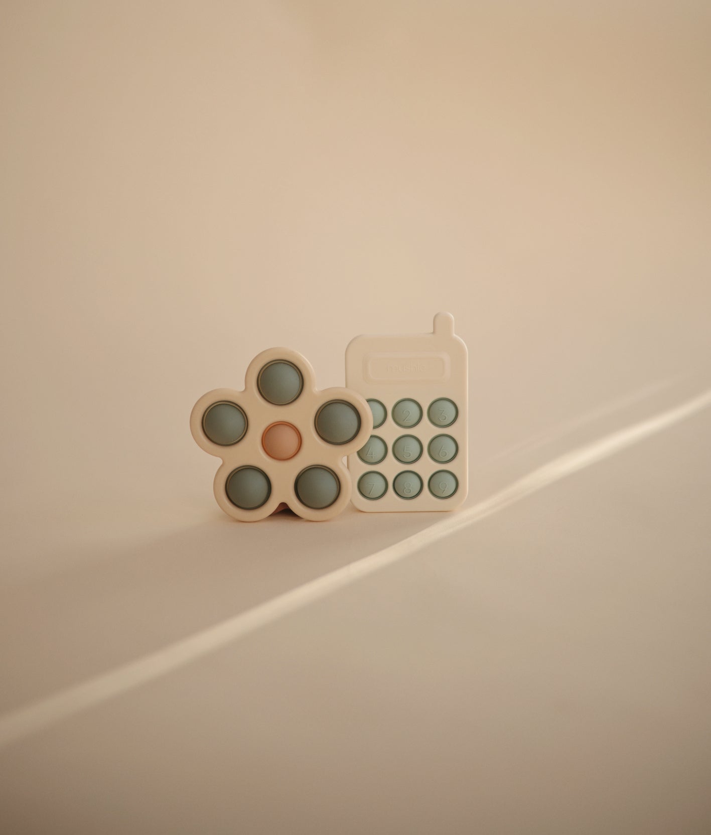press toy telephone, cambridge blue - MUSHIE