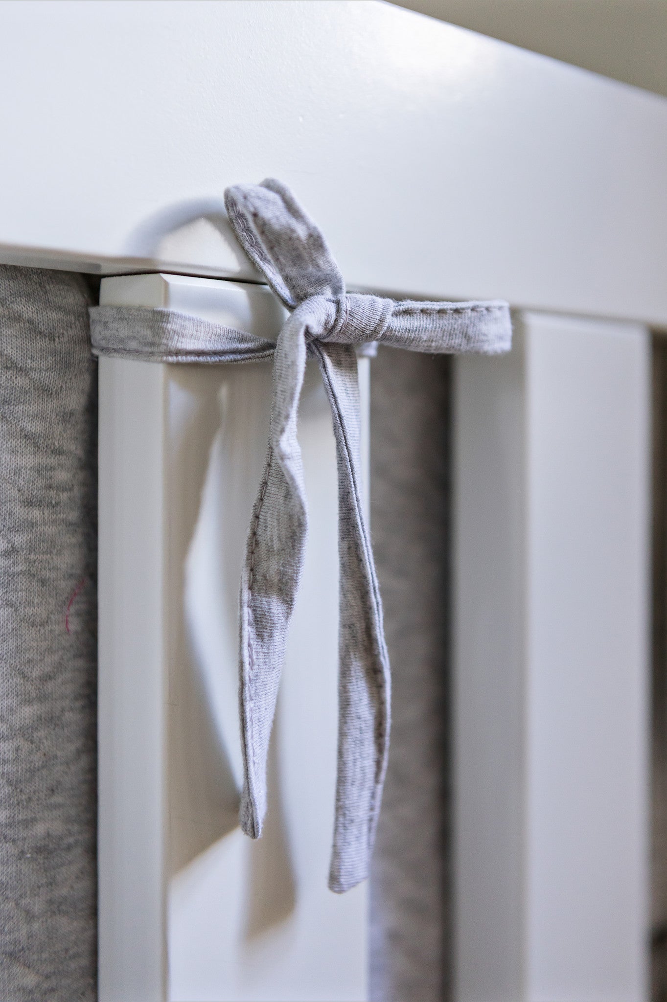 bedomrander, chevron light grey melange - POETREE KIDS