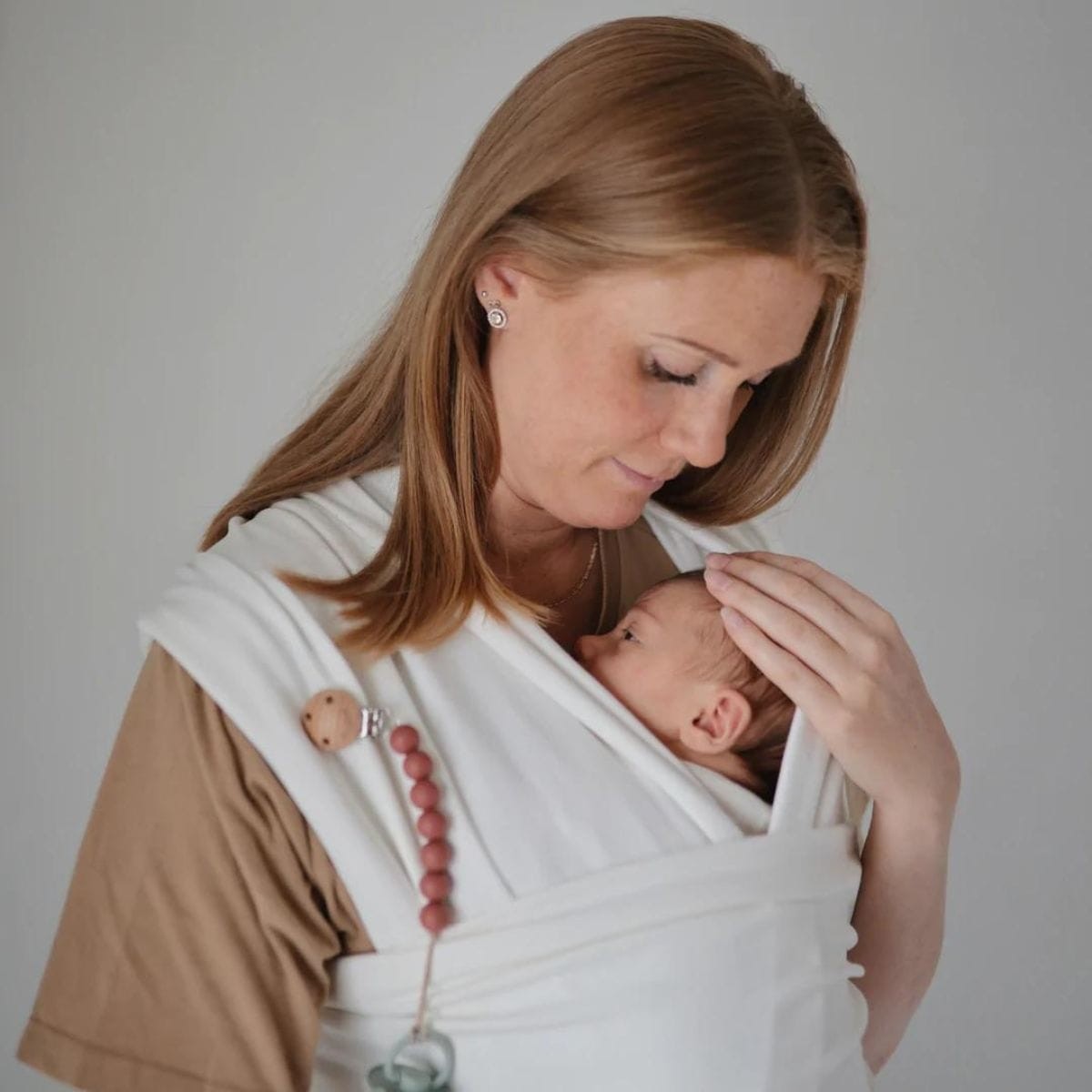 draagdoek baby wrap, ivory - MUSHIE