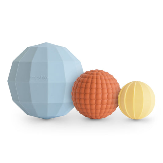 zintuiglijk speelgoed nesting spheres, powder blue - MUSHIE