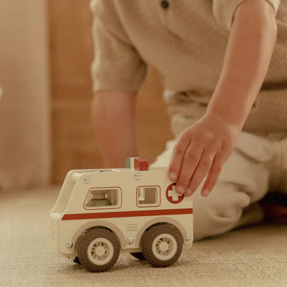 houten ambulance, wit - LITTLE DUTCH