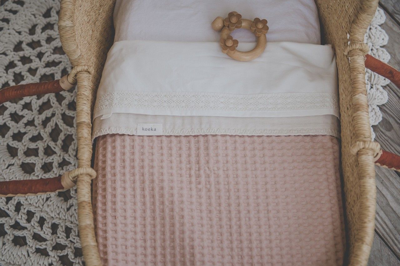 ledikantdeken antwerp flanel, rosa salt/pebble - KOEKA