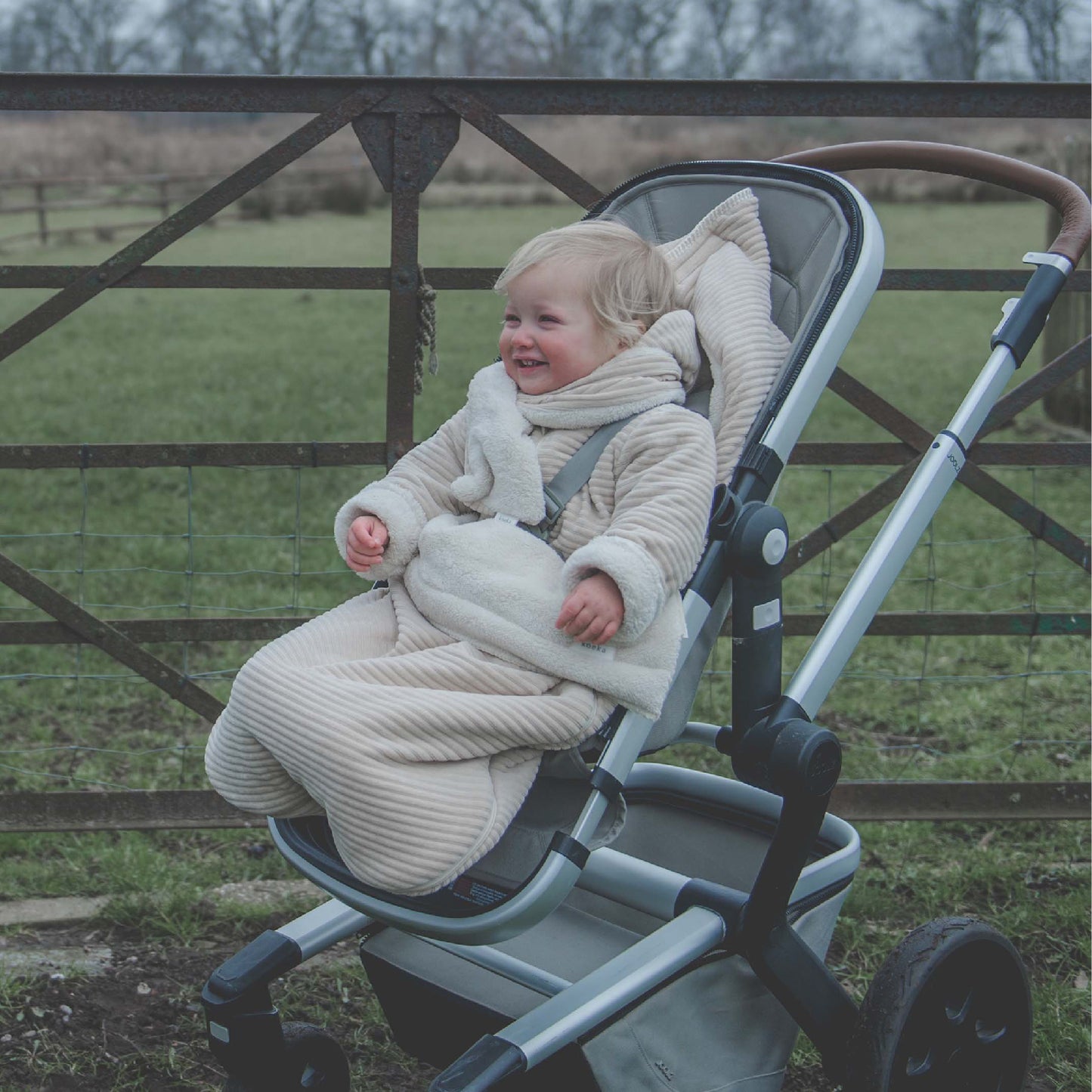 voetenzak kinderwagen vik teddy, sand - KOEKA