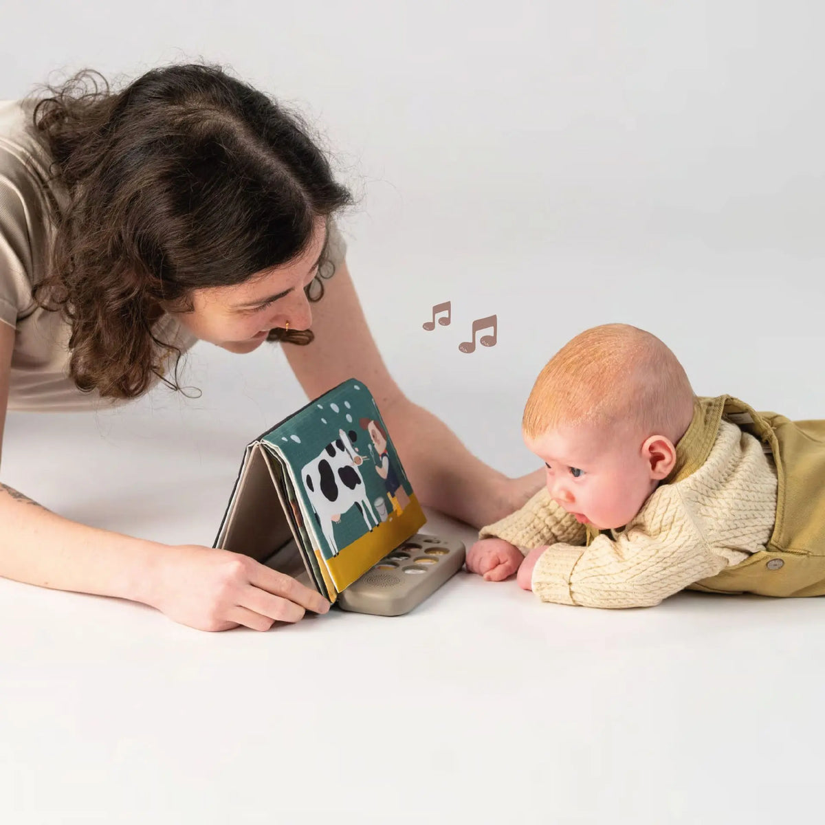 boekje tummy time, farm musical - TAF TOYS