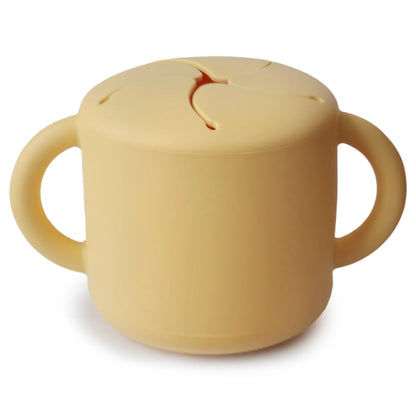 snack cup silicone, pale daffodil – MUSHIE