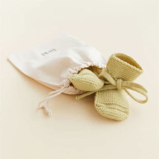 booties 0-9 mnd., light yellow - HVID