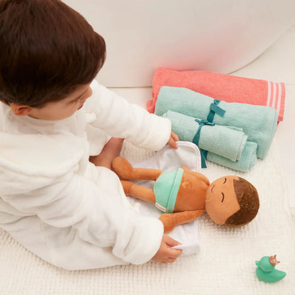 badpop jongen, bruin haar - LULLABABY