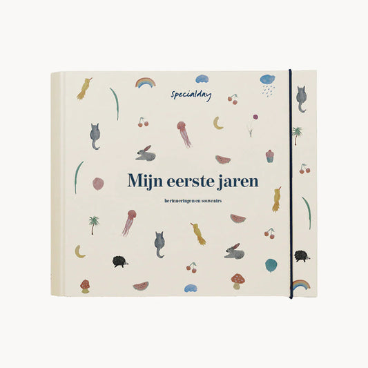 babyboek 'mijn eerste jaren', herinneringen & souvenirs - SPECIALDAY
