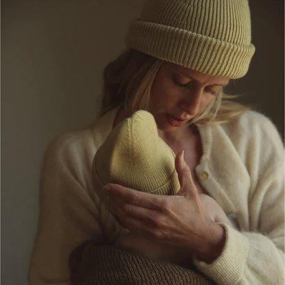 beanie fonzie newborn, light yellow – HVID