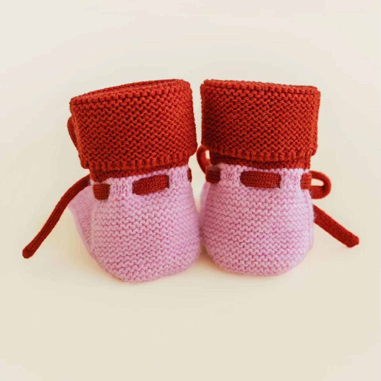 booties 0-9 mnd., cotton candy/red - HVID