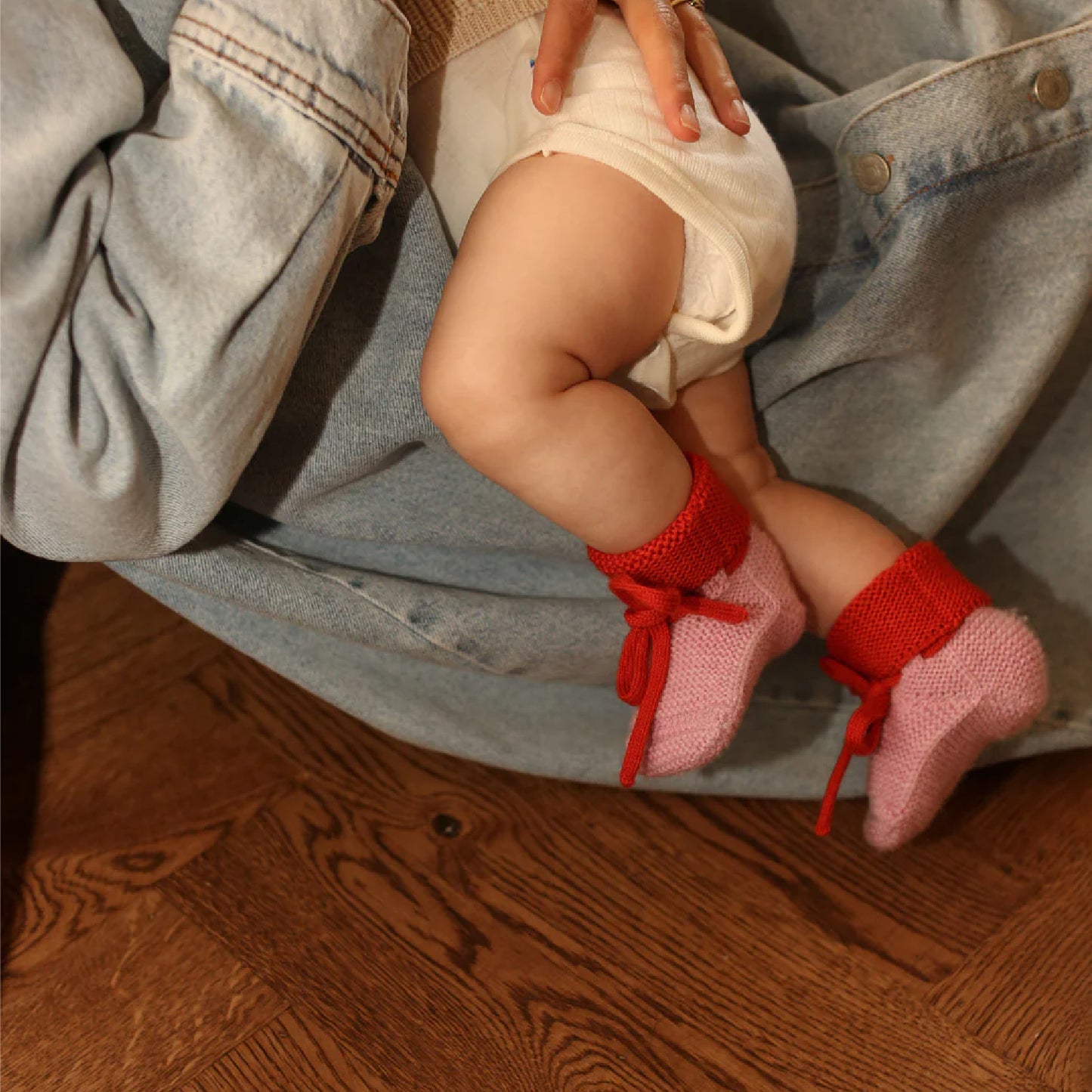 booties 0-9 mnd., cotton candy/red - HVID
