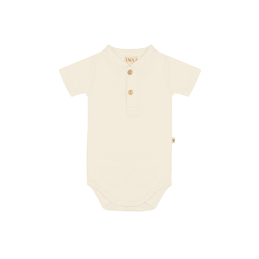 onesie korte mouw en knoopjes, crema - UAUA