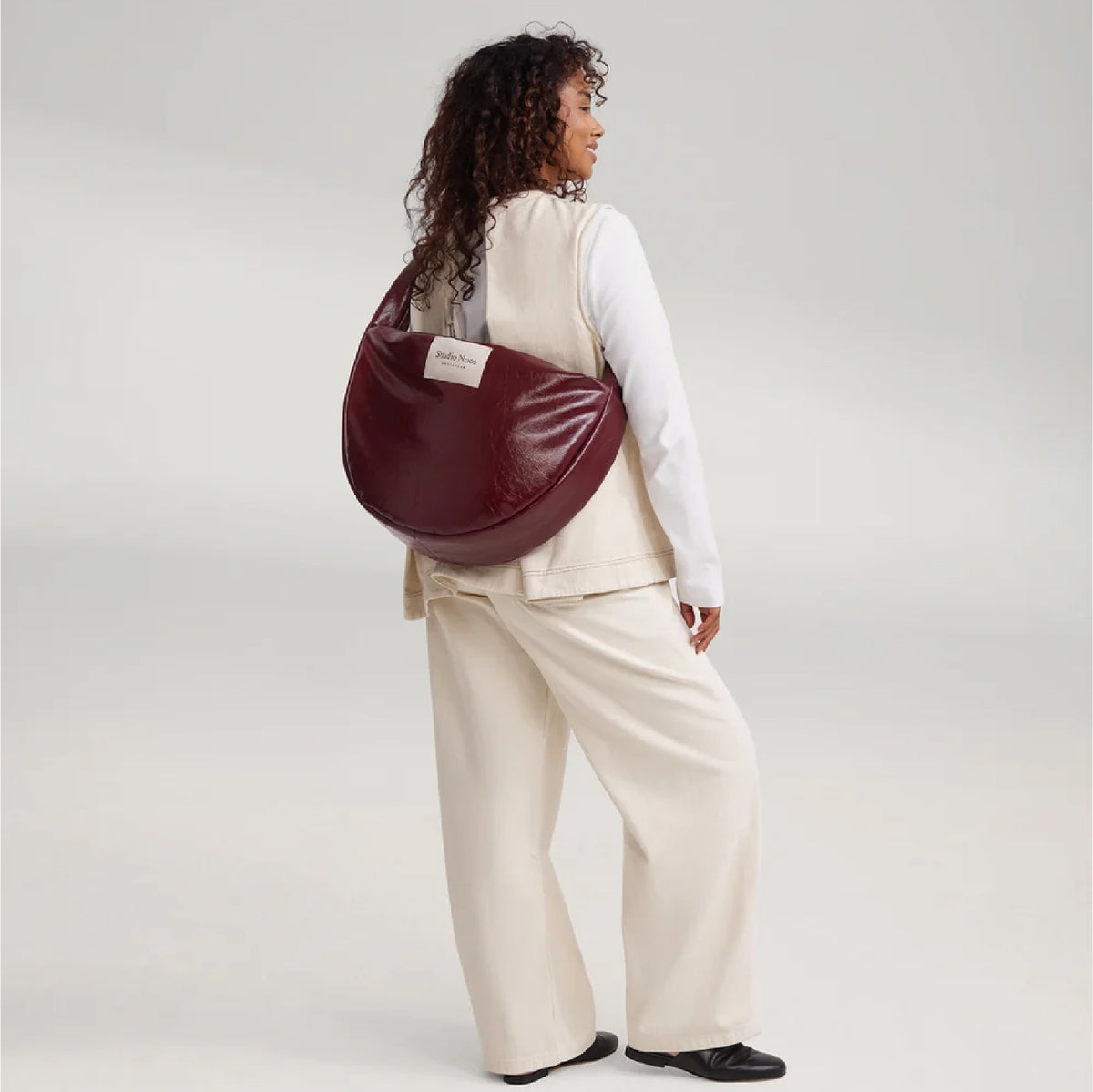crossbody bag vegan leather, burgundy - STUDIO NOOS