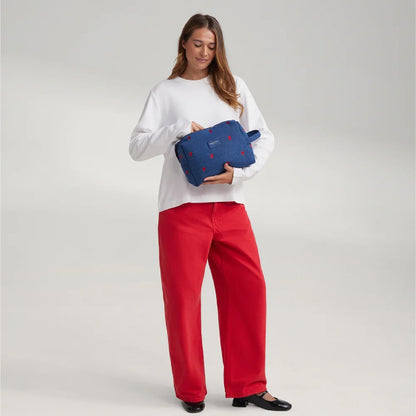 toilettas denim hearts, dark blue - STUDIO NOOS