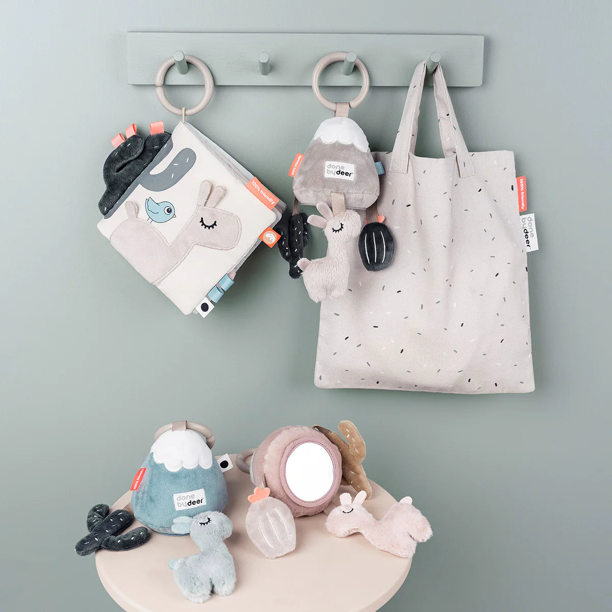 activiteitenspeelgoed lalee, powder – DONE BY DEER