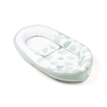 babynest cocoon, leaves aqua green - DOOMOO