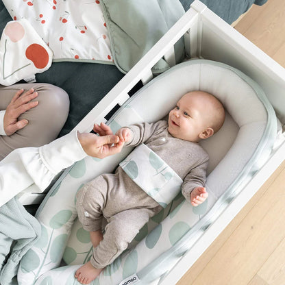 babynest cocoon, leaves aqua green - DOOMOO