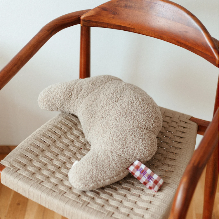 kussen croissant, teddy - ATELIER POMME